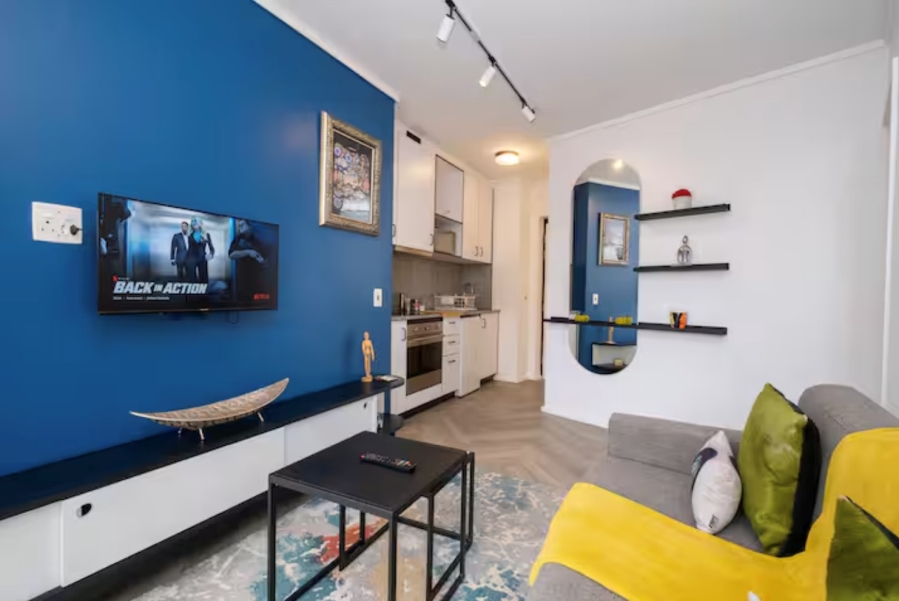 1 Bedroom Property for Sale in Sea Point Western Cape